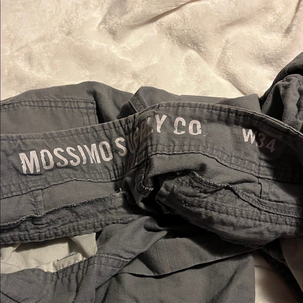 Mossimo Supply Co. Men's Cargo Shorts in Charcoal - Picture 2 of 3
